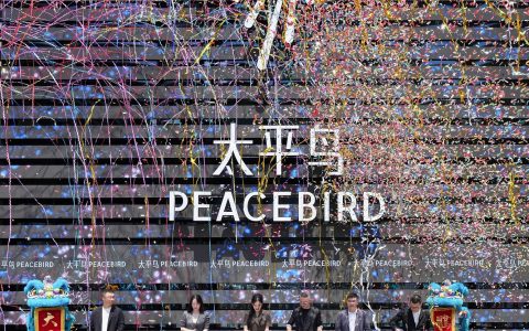 武汉太平鸟品牌旗舰店璀璨启幕，以新地标深化”一个品牌“精神传递