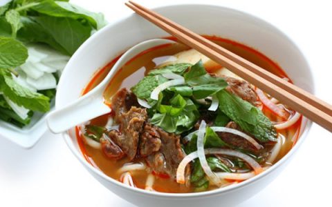 西洋菜罗汉果猪蹄汤 清热又祛湿