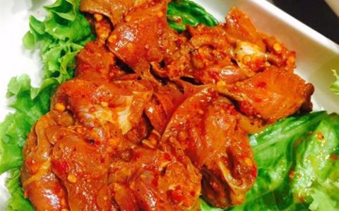 小郡肝是什么动物部位肉做的 是鸡胗吗？