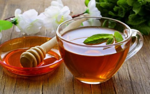 蜂蜜的功效与作用 蜂蜜什么时候喝最好
