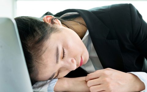 半夜口干,可能是5种疾病信号! 全面解析与实用指南【半夜口干严重】