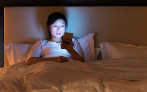 女生发3798是什么暗示？别急着猜，先了解数字背后的沟通逻辑【女生给你发37是什么意思】