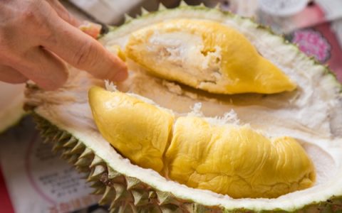 “榴莲配酒”说走就走?医生提醒：堪比头孢配酒