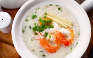 腊八粥正宗八种食材包括哪些？豆类比例过高会引发胀气吗