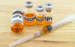 打HPV疫苗会绝育是谣言吗？(四价疫苗防护范围解析)