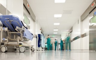 诺如病毒感染进入高发季，医生提醒：出现这3种症状需警惕