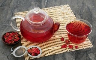 喝玫瑰花茶有什么功效和作用，这些好处你该知道