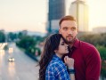 亚洲一线二线三线品牌精华液久久如何判断吸收完全（产品成膜与渗透时间标准）